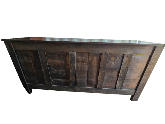 Image 1 of Gesneden massief antiek dressoir