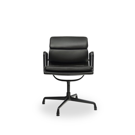 Image 1 of Vitra Ea 208 Zachte Polster Draaibaar Leer Zwart | Eames Alu Stoel