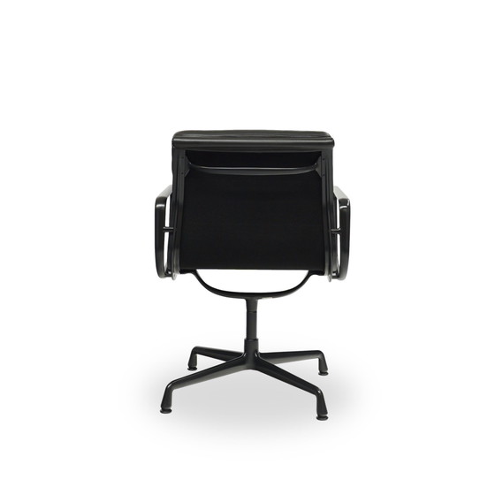 Image 1 of Vitra Ea 208 Zachte Polster Draaibaar Leer Zwart | Eames Alu Stoel