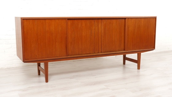 Image 1 of Vintage Dressoir | Schuifdeuren | Scandinavisch Design | 196 Cm