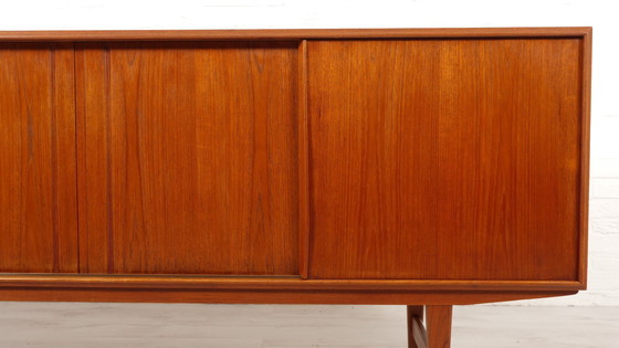 Image 1 of Vintage Dressoir | Schuifdeuren | Scandinavisch Design | 196 Cm