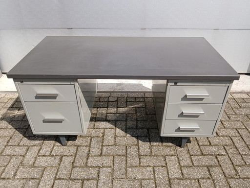 Vintage Gispen Bureau Met Vintage Verstelbare Bureaustoel 