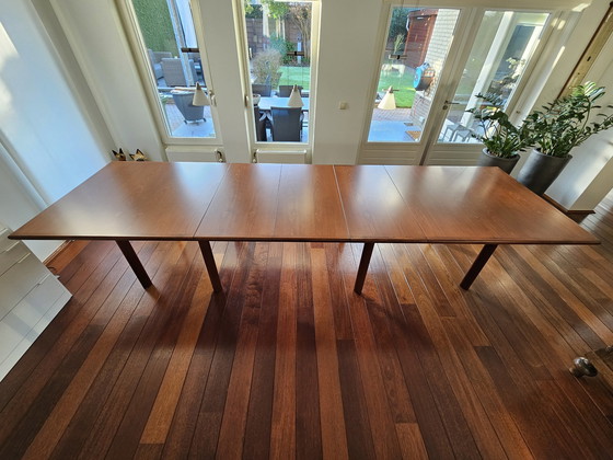 Image 1 of Uitschuifbare Eettafel