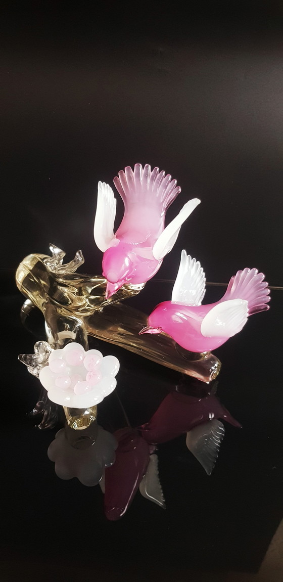 Image 1 of Archimede Seguso Murano Glas Roze Opaline Vogels Op De Tak