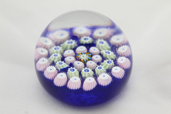 Image 1 of John Deacons John Deacons SCOTLAND Bunch of Flowers Millefiori Magnum paperweight