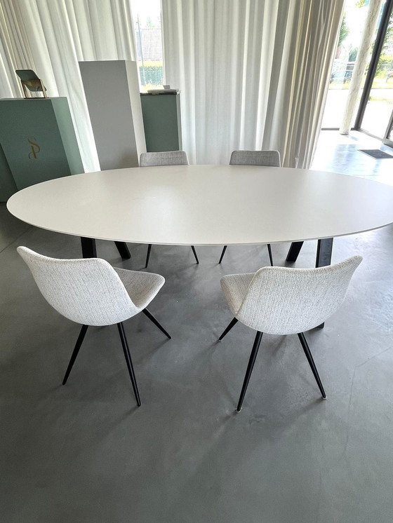 Image 1 of Juntoo Tafel Ovaal White