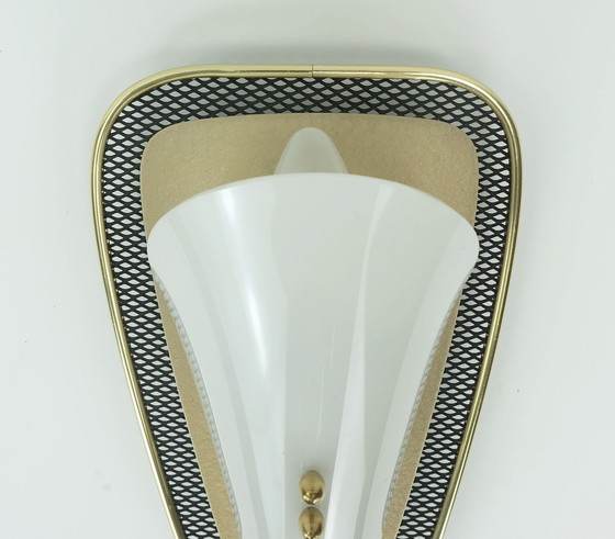 Image 1 of Zeer mooie wandlamp uit 1950 van metaal en messing met witte acryl kap