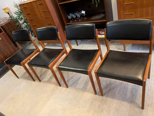 Vintage Deense Set (4) Eetkamerstoelen, Bramin 