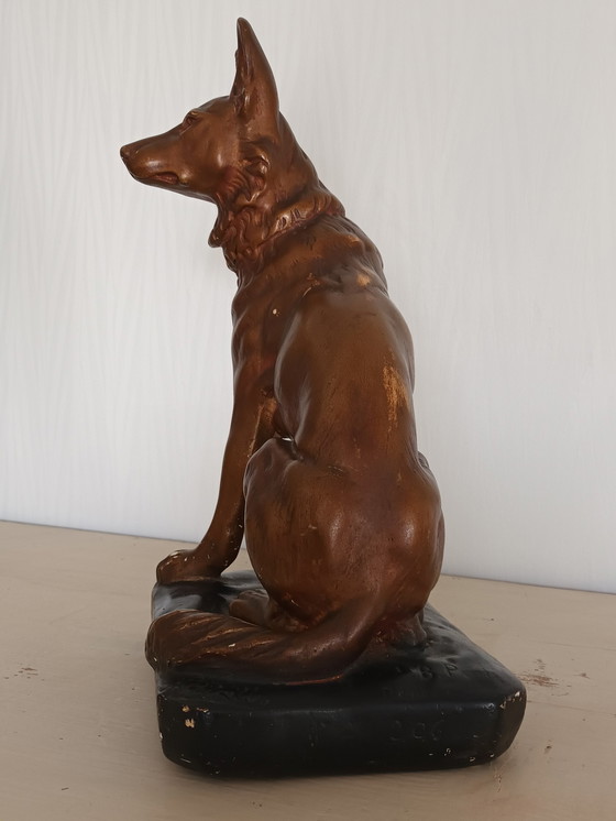 Image 1 of Gesigneerd Vintage Gipsen Hondenbeeldje