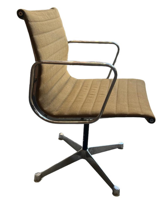 Image 1 of 6x Herman Miller Eames stoelen