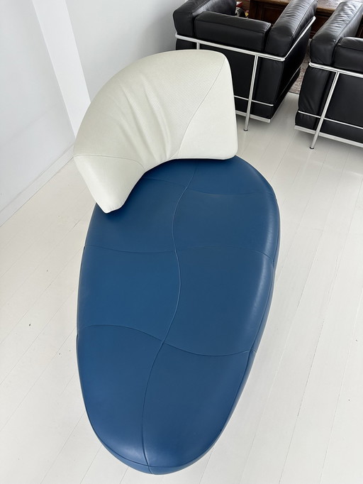 Leolux Fauteuil Kikko Blauw/Wit