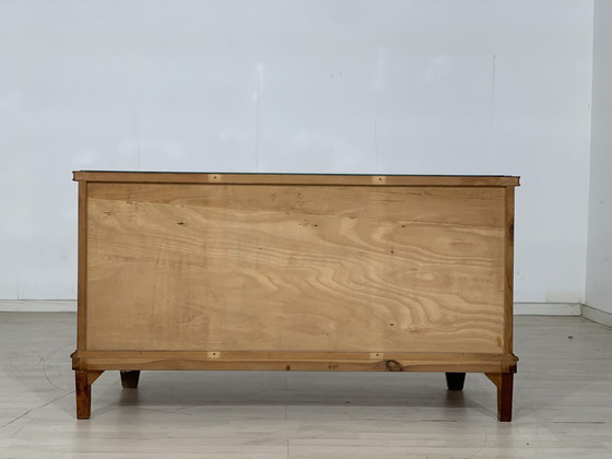 Image 1 of Mid Century ladekast dressoir ladekast kast vintage