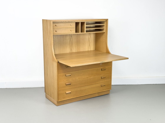 Image 1 of Deense secretaire in eikenhout van Børge Mogensen voor Søborg Møbelfabrik, 1960S