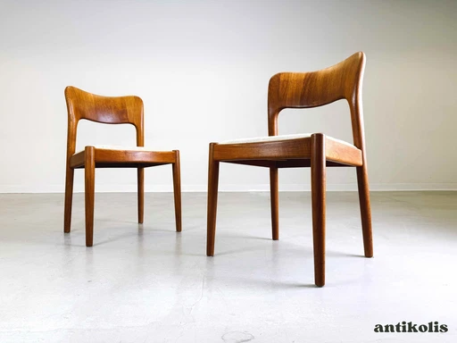 Set van 2 Niels Koefoed Mid Century Ole stoelen Koefoeds Hornslet Teakhout