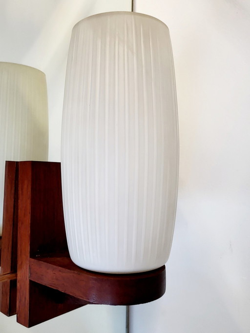 Vintage Opaline Glazen Muurlamp, Scandinavische Stijl, Jaren 60