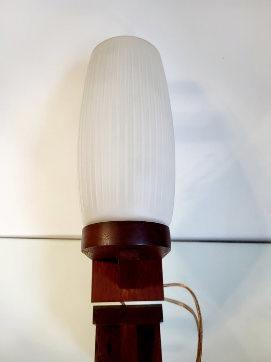 Image 1 of Vintage Opaline Glazen Muurlamp, Scandinavische Stijl, Jaren 60