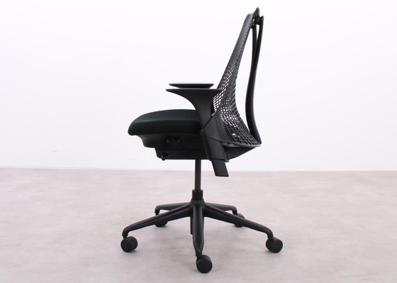 Image 1 of Herman Miller Sayl Bureaustoel Zwart