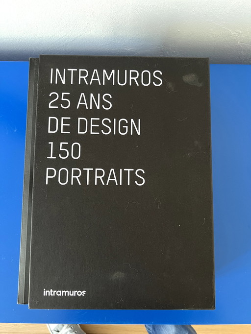  Intramuros 25 jaar design 150 gelimiteerde portretten 1500 Ex Prouvé Perriand Starck