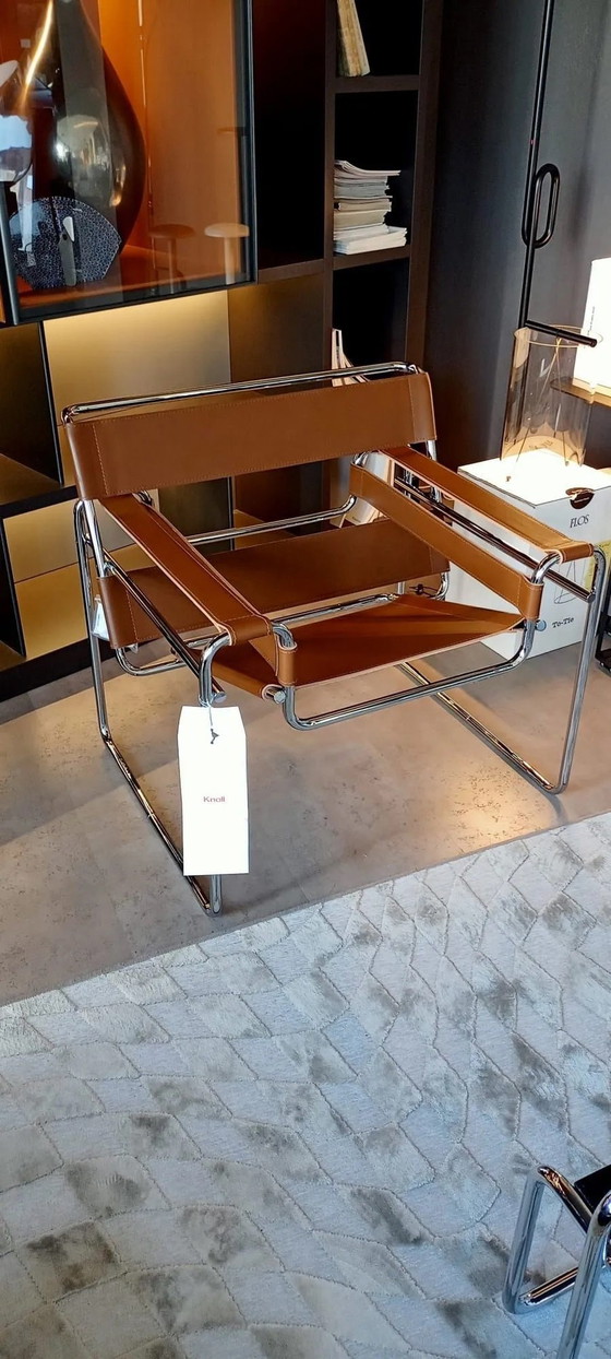 Image 1 of Knoll 2Xwassily B3 Nieuwe-Nooit-Gebruikte Cognac Leren Fauteuil Serie 2024 Van Marcel Breuer