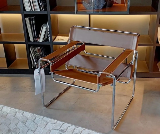 Knoll 2Xwassily B3 Nieuwe-Nooit-Gebruikte Cognac Leren Fauteuil Serie 2024 Van Marcel Breuer