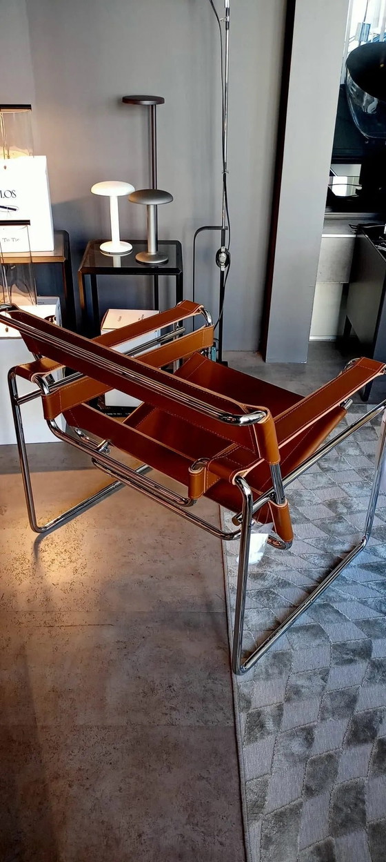 Image 1 of Knoll 2Xwassily B3 Nieuwe-Nooit-Gebruikte Cognac Leren Fauteuil Serie 2024 Van Marcel Breuer