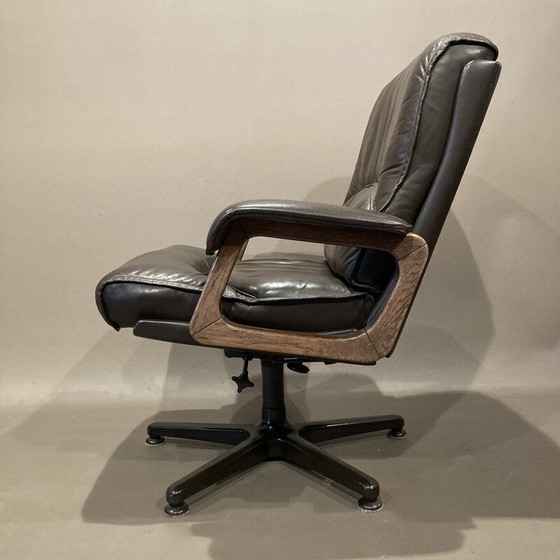 Image 1 of Vintage leren fauteuil en voetenbank, 1960