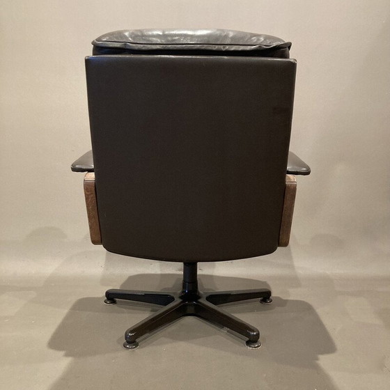 Image 1 of Vintage leren fauteuil en voetenbank, 1960