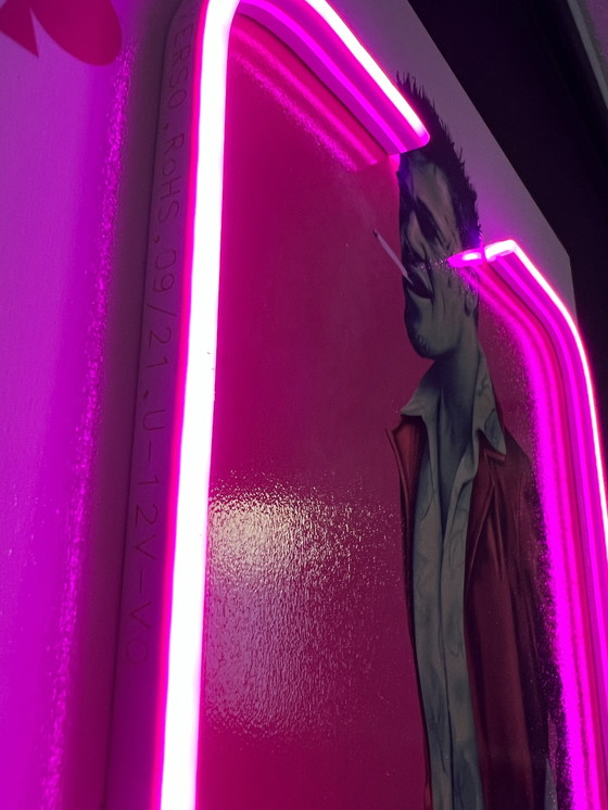 Image 1 of LedMansion Figh Club Roze pop-art Kunst aan de muur led-lamp