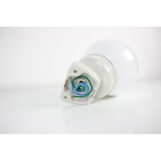 Image 1 of Vintage wandlamp van porselein en opaline glas, Tsjecho-Slowakije 1960