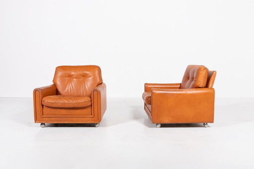 Deens modern cognac leren fauteuils uit 1960