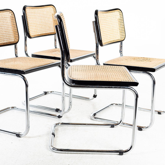 Image 1 of 4 Bauhaus Stoelen Type B32 Zwart Structuur 1960 Italië