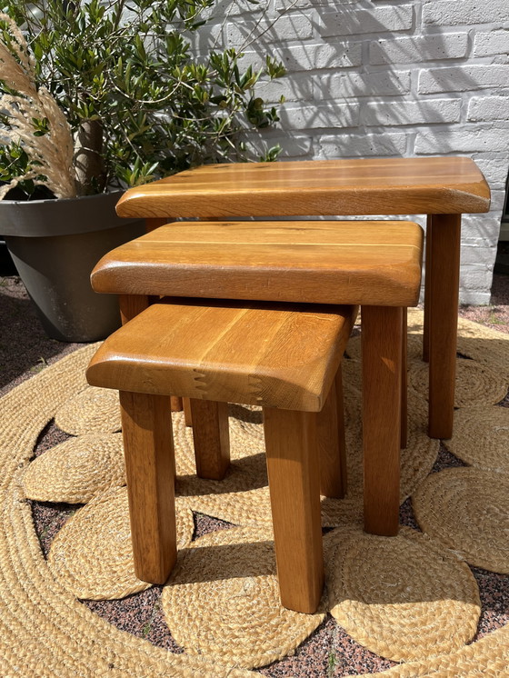 Image 1 of Brutalist licht eiken nesting tables 