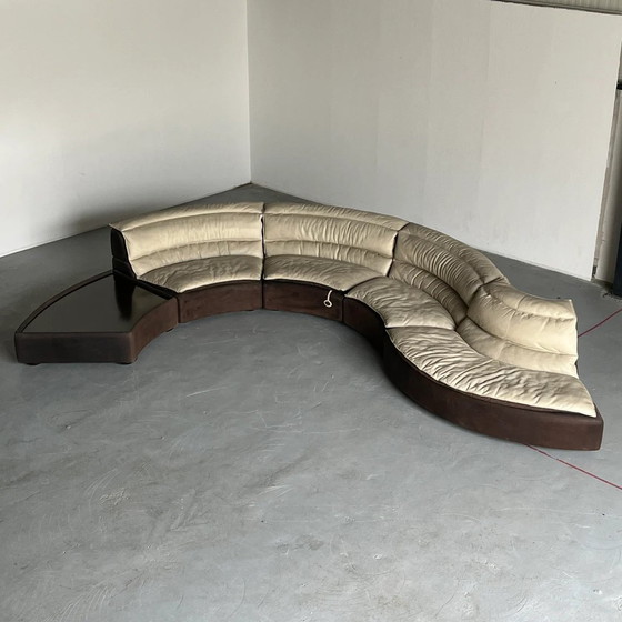 Image 1 of Zeldzame Serpentine Modulaire 'Bogo' Sofa Door Carlo Bartoli Voor Rossi Di Albizzate In Suede En Leer, 1970S Italiaans Exclusief