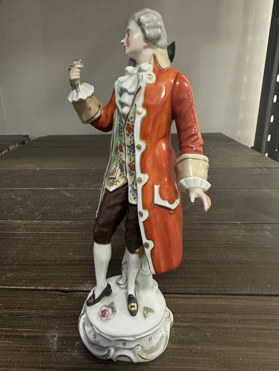 Image 1 of Élégants koppel - Sitzendorf Porcelaine Debut Xx E Siècle / H 26 Et 27 Cm
