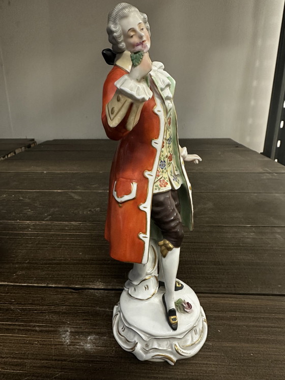 Image 1 of Élégants koppel - Sitzendorf Porcelaine Debut Xx E Siècle / H 26 Et 27 Cm