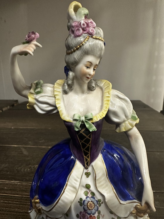 Image 1 of Élégants koppel - Sitzendorf Porcelaine Debut Xx E Siècle / H 26 Et 27 Cm