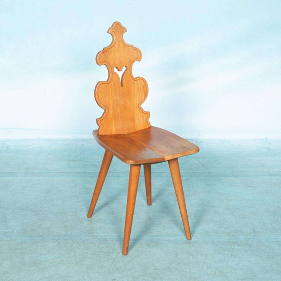 Image 1 of Brutalist massief houten Tiroler stoel, solid pine chair