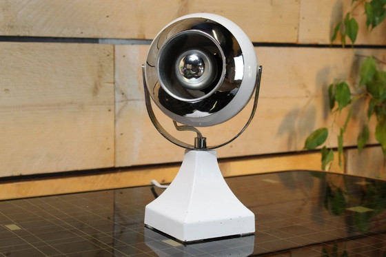 Image 1 of Vintage Eye Ball Lamp