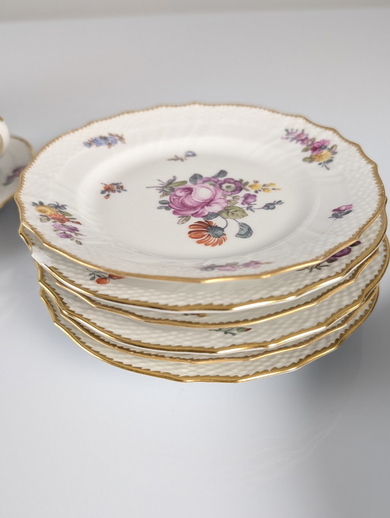 Image 1 of Royal Copenhagen koffie/thee servies met handgeschilderde Saksische bloemen 1930S