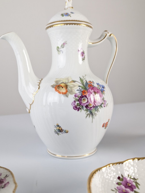 Royal Copenhagen koffie/thee servies met handgeschilderde Saksische bloemen 1930S