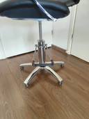 2x Comsair London kappersstoelen