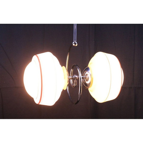 Image 1 of Vintage spiraalophanging met twee globes, 1920