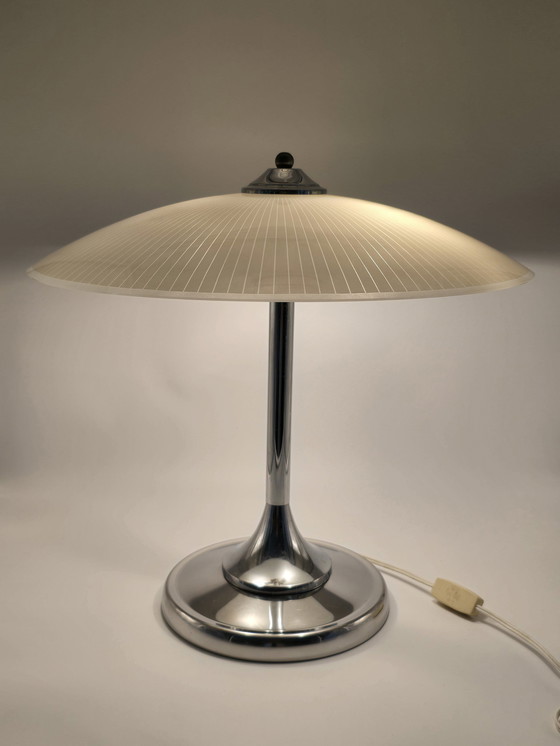 Image 1 of Grote Jaren 50 Lamp Met Glazen Kap