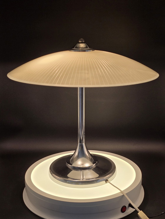 Image 1 of Grote Jaren 50 Lamp Met Glazen Kap