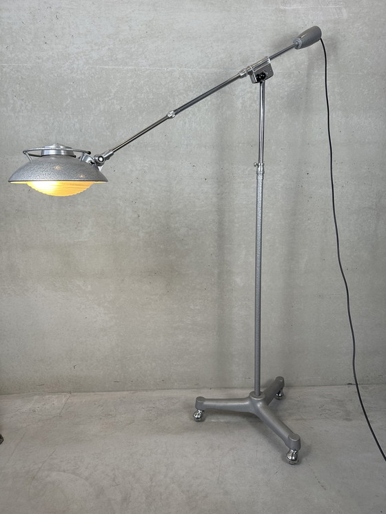 Image 1 of Ferdinand Solère vloerlamp