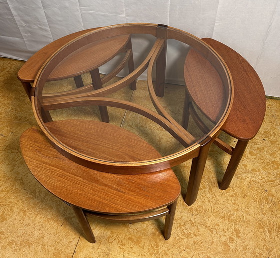 Image 1 of Mid Century Retro Vintage Teak Ronde Nathan Salontafel Trinity 1960