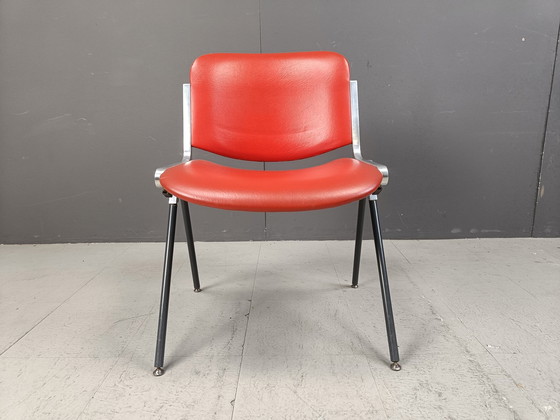 Image 1 of Vintage Italiaanse stapelbare eetkamerstoelen, 1970S