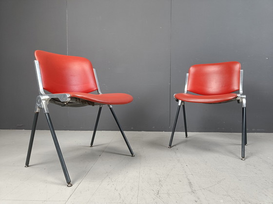 Image 1 of Vintage Italiaanse stapelbare eetkamerstoelen, 1970S
