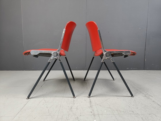 Image 1 of Vintage Italiaanse stapelbare eetkamerstoelen, 1970S