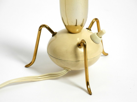 Image 1 of Prachtige Zeer Zeldzame Originele Mid Century Moderne Messing Driepoot Tafellamp